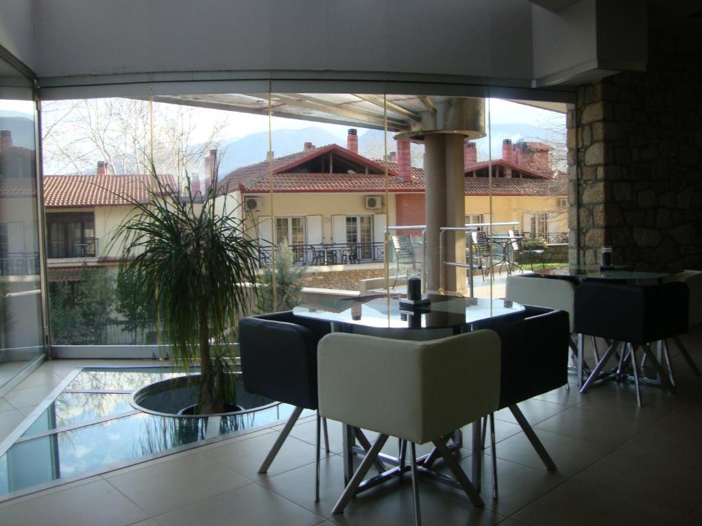 Nymfes Hotel Káto Loutrákion Exterior foto
